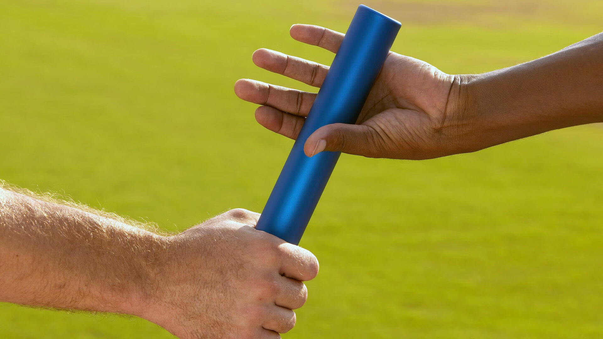 精密齿轮与极限油门，从威斯特法伦到巴林，德国式胜利如何统治赛场